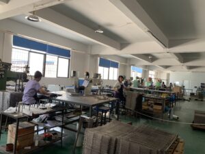 How to Choose the Best Parrot Cage Supplier for Your Business